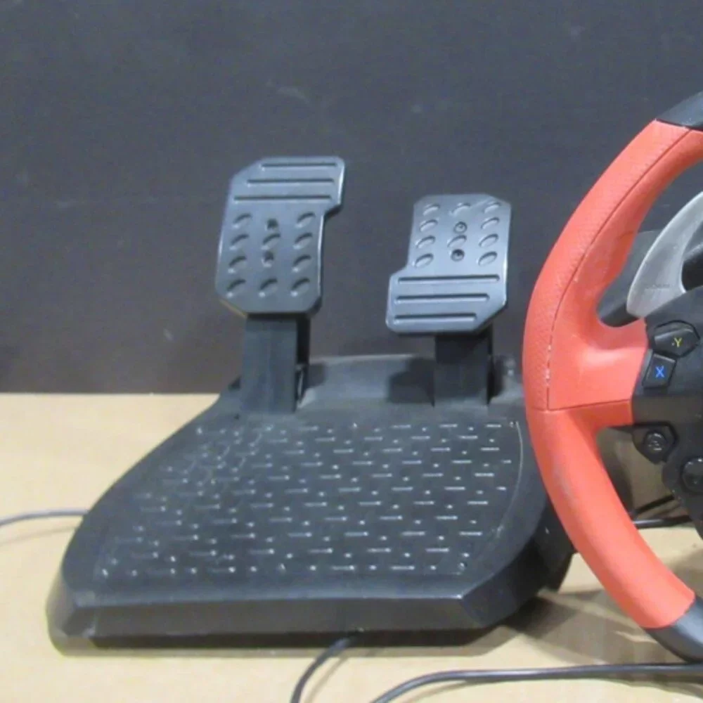 Xbox Thrustmaster Ferrari 458 Spider Racing Wheel with Pedals *Working*